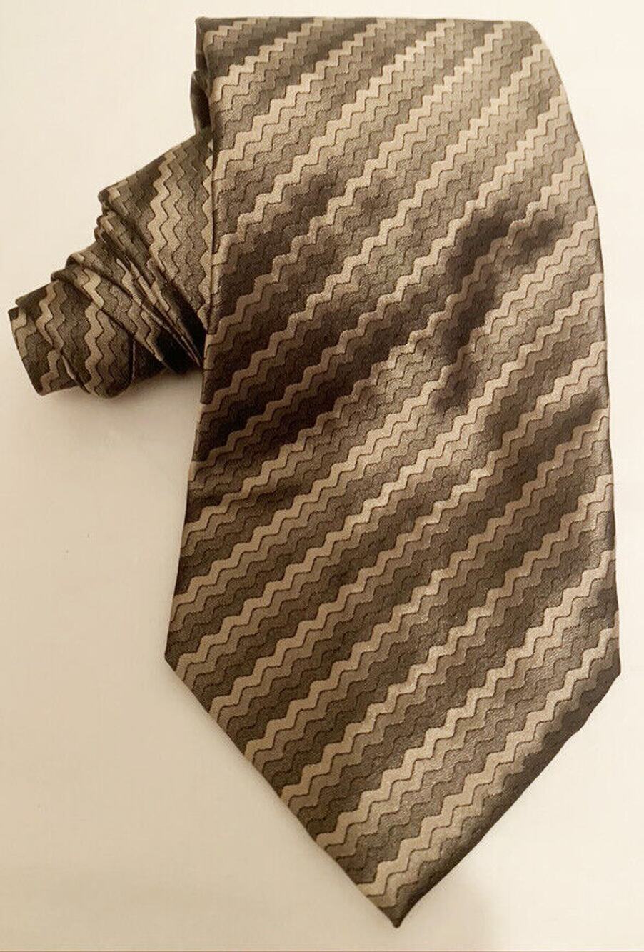 Marcellotino Brown GEOMETRIC PRINT pattern